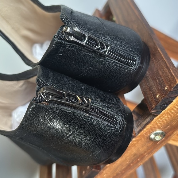 House of Harlow 1960 Black Leather Ankle Boots - Picture 9 of 10